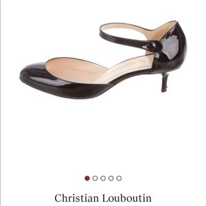 ⭐️Black Patent Leather Louboutin’s ⭐️